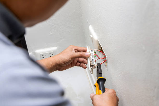 Best 24-Hour Electrician  in Hwatha, IA